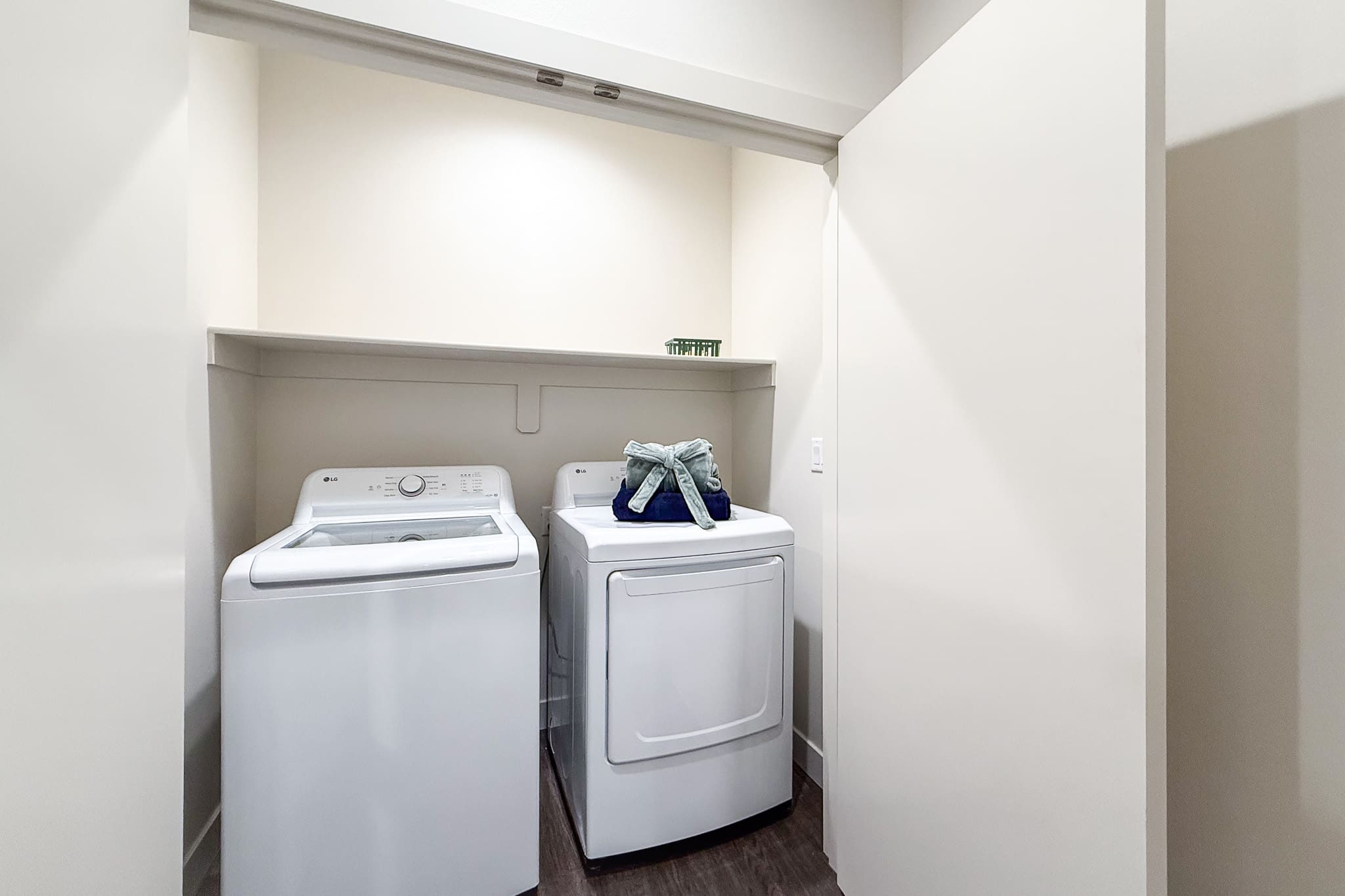 The Paragon Group - The Towns On Elm - Kennewick Washington